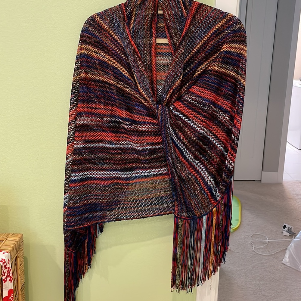 Missoni Scarf/Wrap - Picture 4 of 4